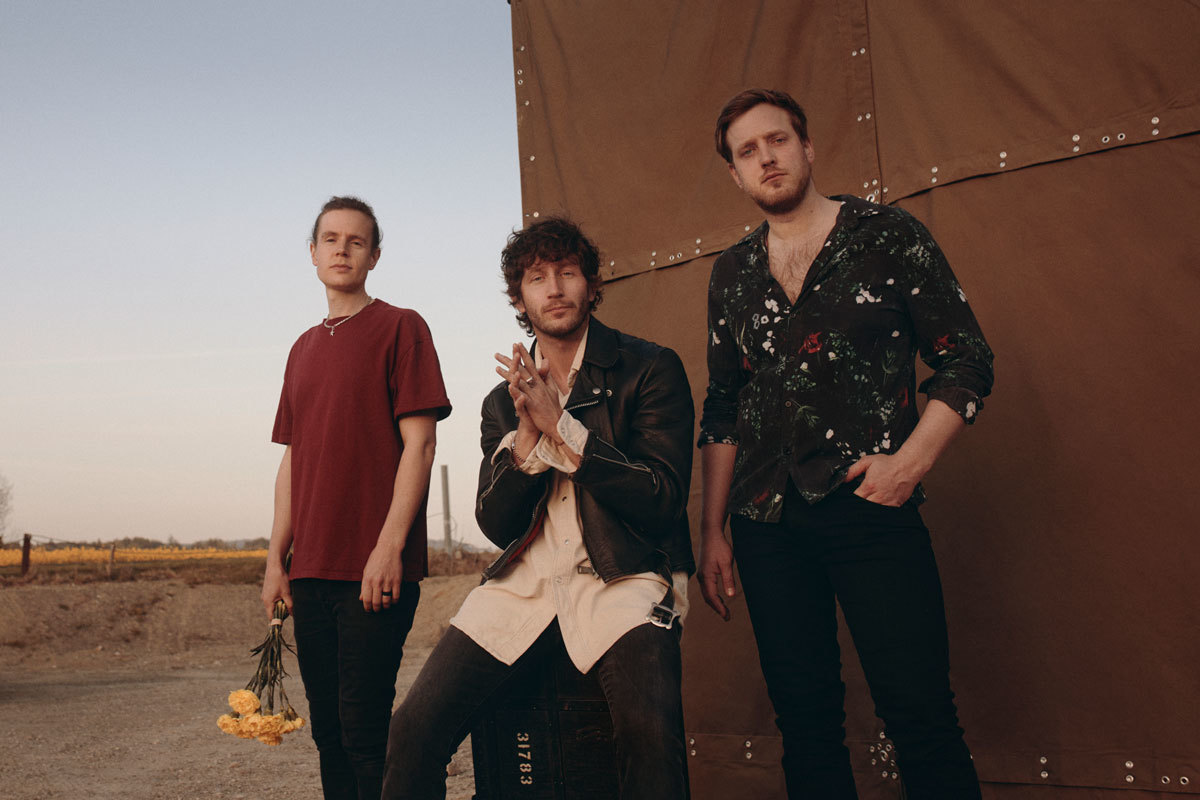 the band Baba Shrimps in a field