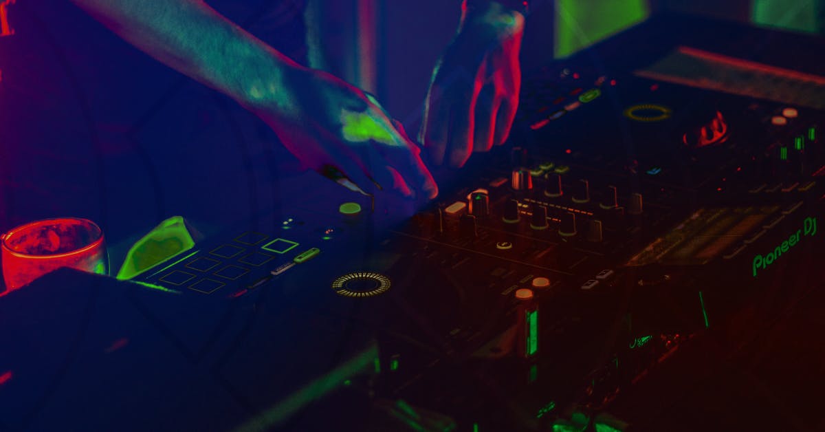 Wie man DJ wird Anleitung für Anfänger iMusician
